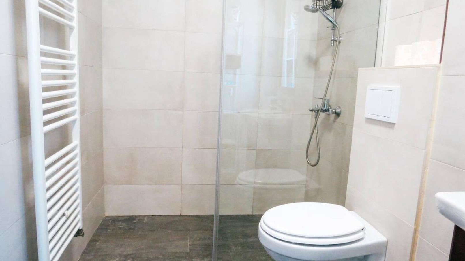 Eden Escape Apartment Cluj Napoca Bagian luar foto