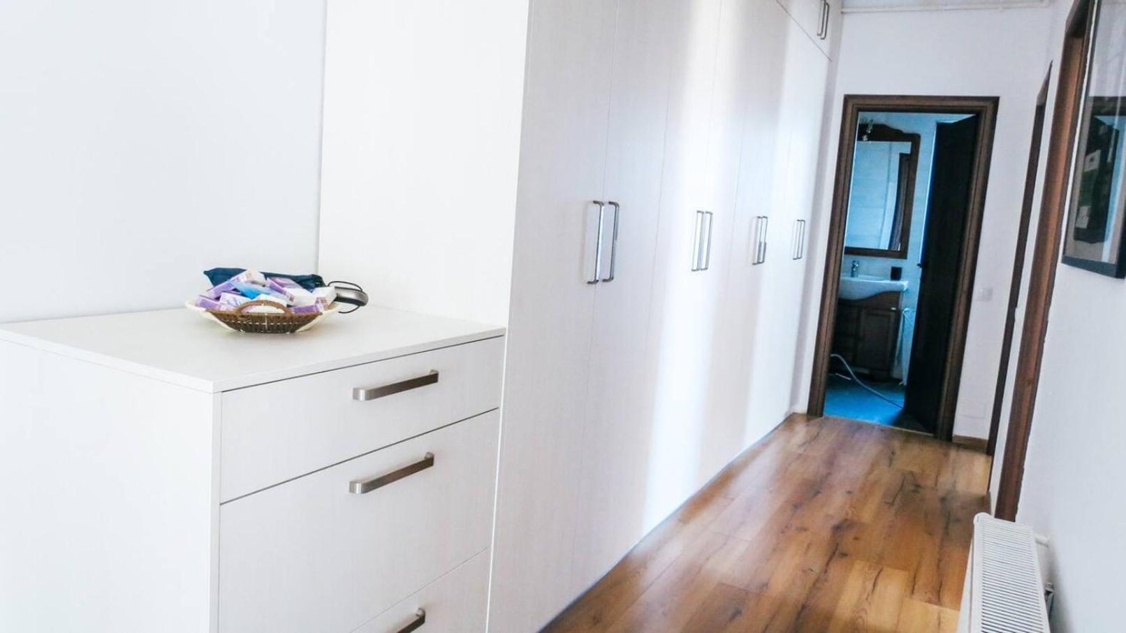 Eden Escape Apartment Cluj Napoca Bagian luar foto