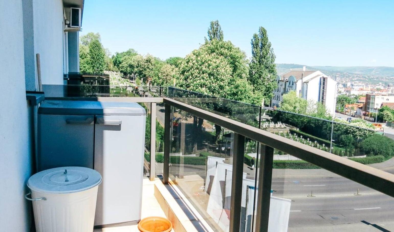 Eden Escape Apartment Cluj Napoca Bagian luar foto