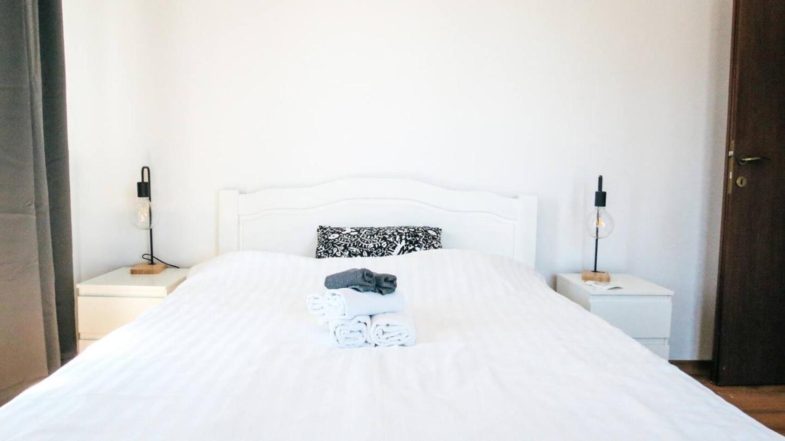 Eden Escape Apartment Cluj Napoca Bagian luar foto